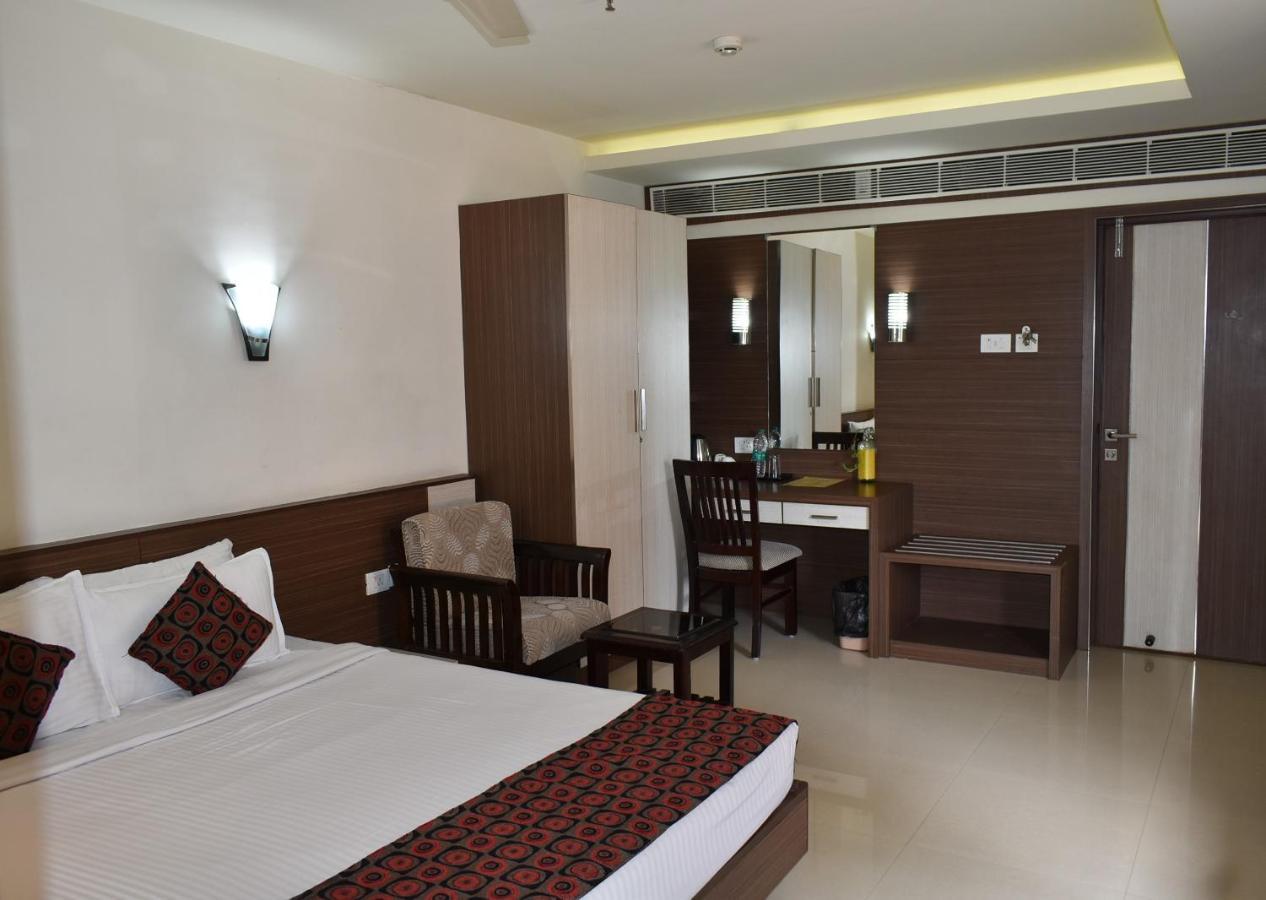 Hotel South Regency, Ernakulam Kochi Dış mekan fotoğraf