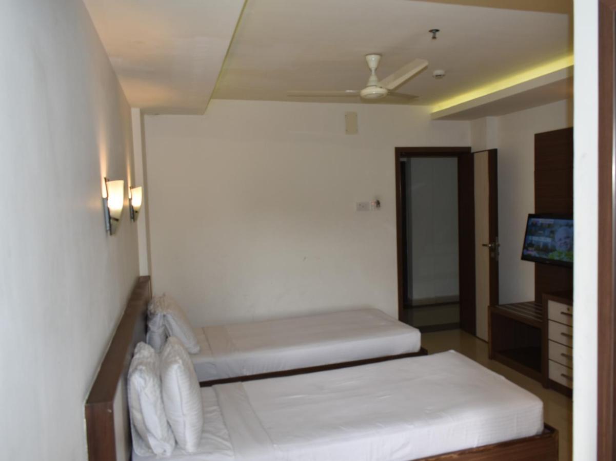 Hotel South Regency, Ernakulam Kochi Dış mekan fotoğraf