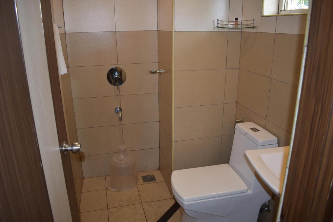 Hotel South Regency, Ernakulam Kochi Dış mekan fotoğraf